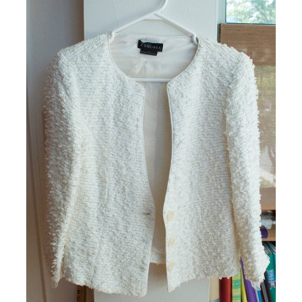 White Chique Vest  / Brand Zenobia / Made in Canada